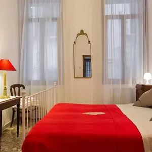 Minuetto Venice