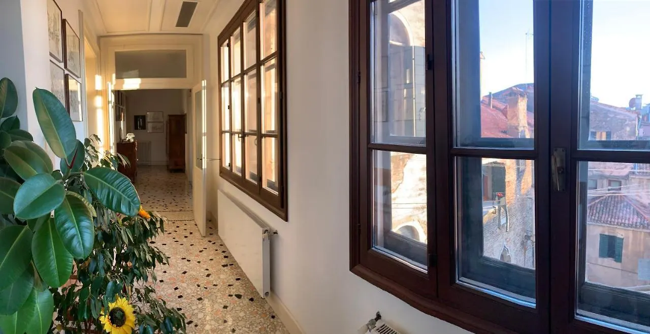 Sunshine Relais Venice Apartment Italy