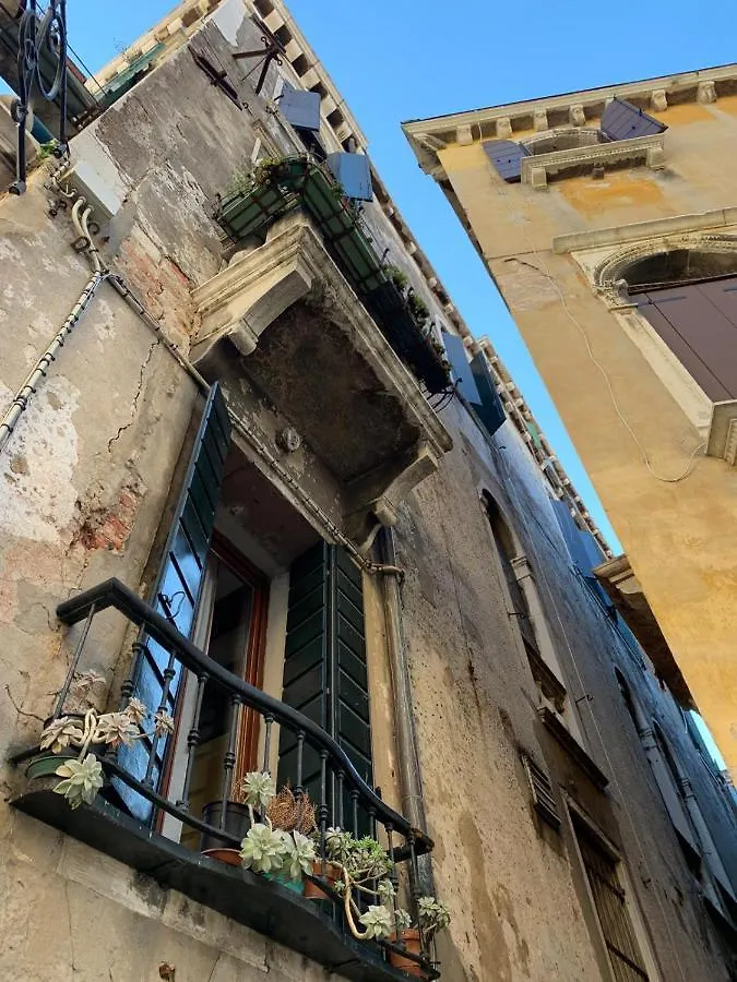 Sunshine Relais Venice Apartment 0*,  Italy